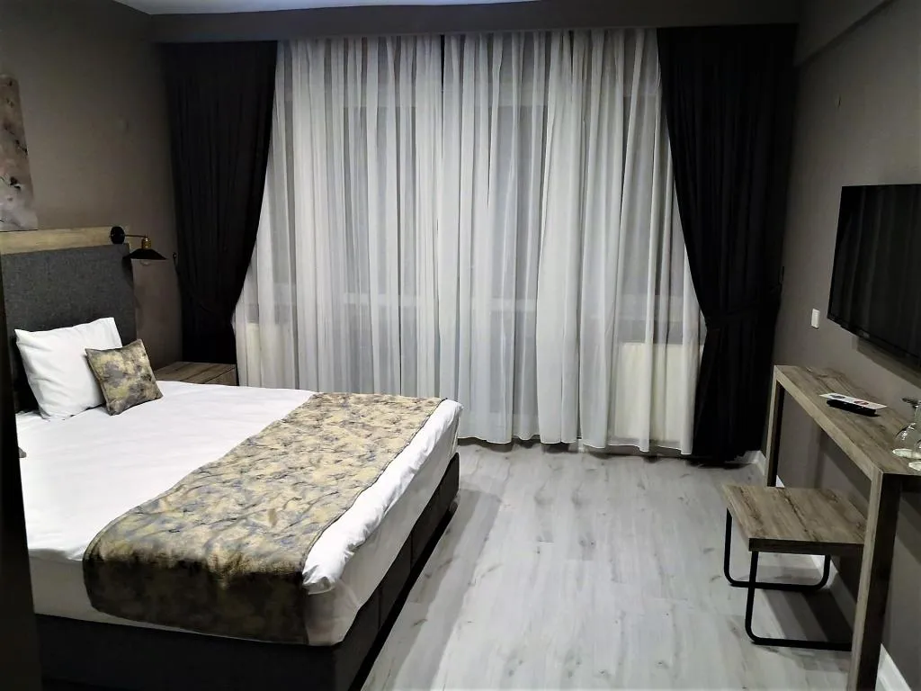 Özel Banyolu Deluxe Room