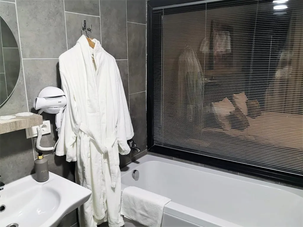 Özel Banyolu Deluxe Room