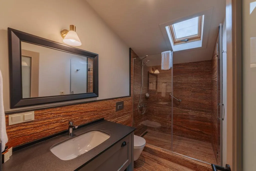 Teraslı Suit Oda,Avlu Manzaralı,Balkon veya Teraslı