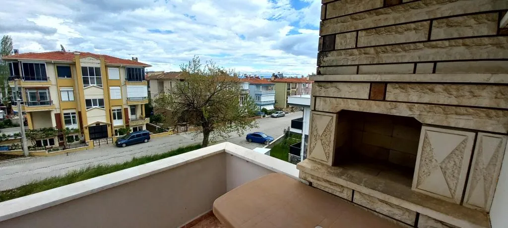 Triple,Kara veya Kısmi Deniz Manzaralı,Balkonlu