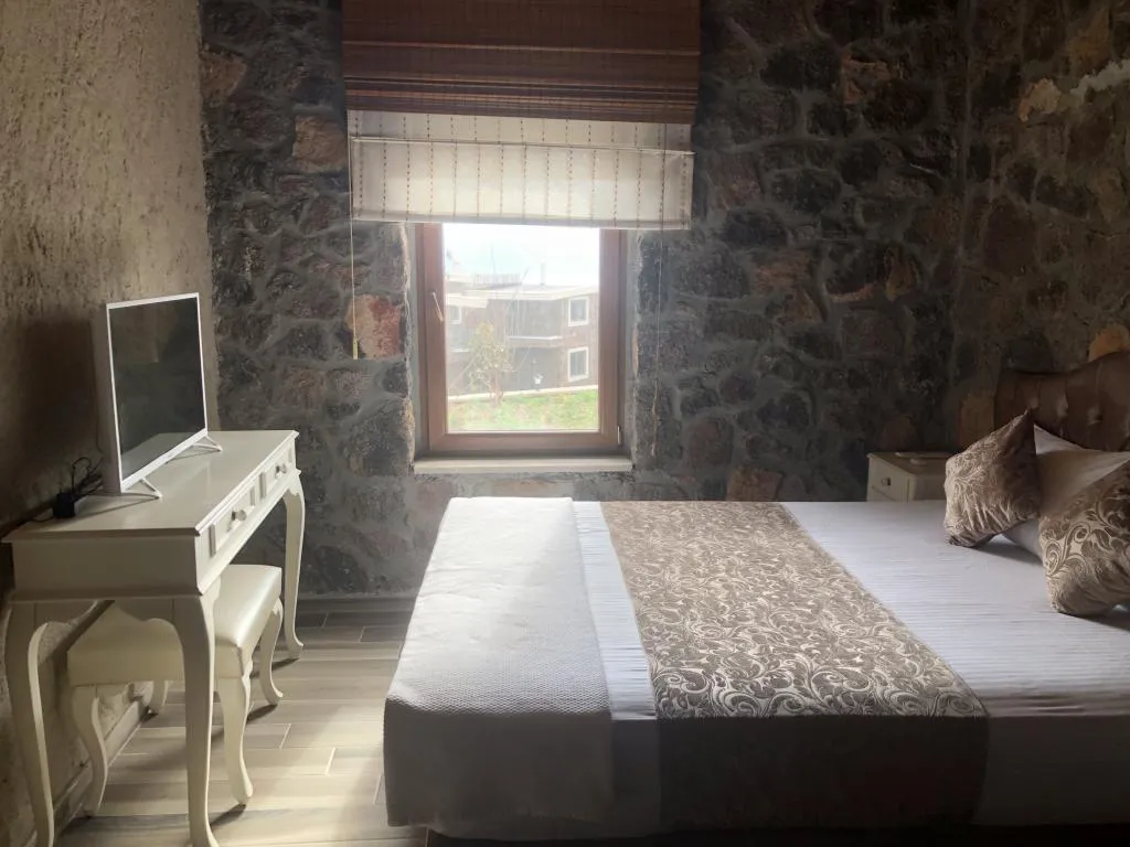 Köy Evi,Bahçe Manzaralı,Verandalı