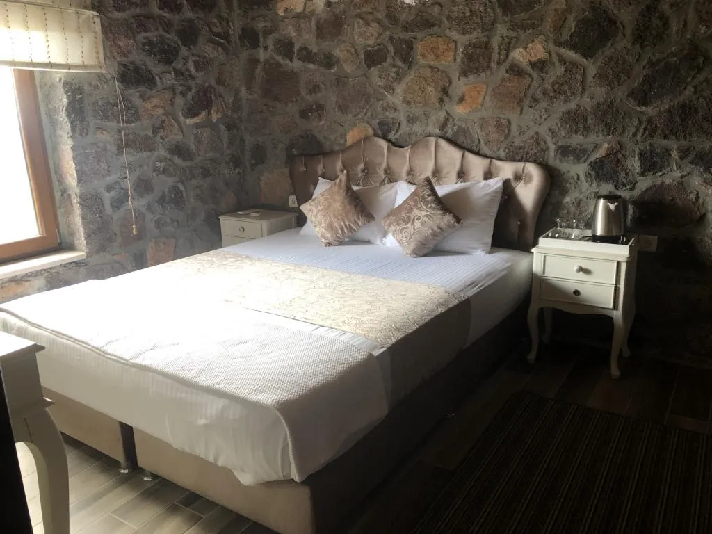 Köy Evi,Bahçe Manzaralı,Verandalı