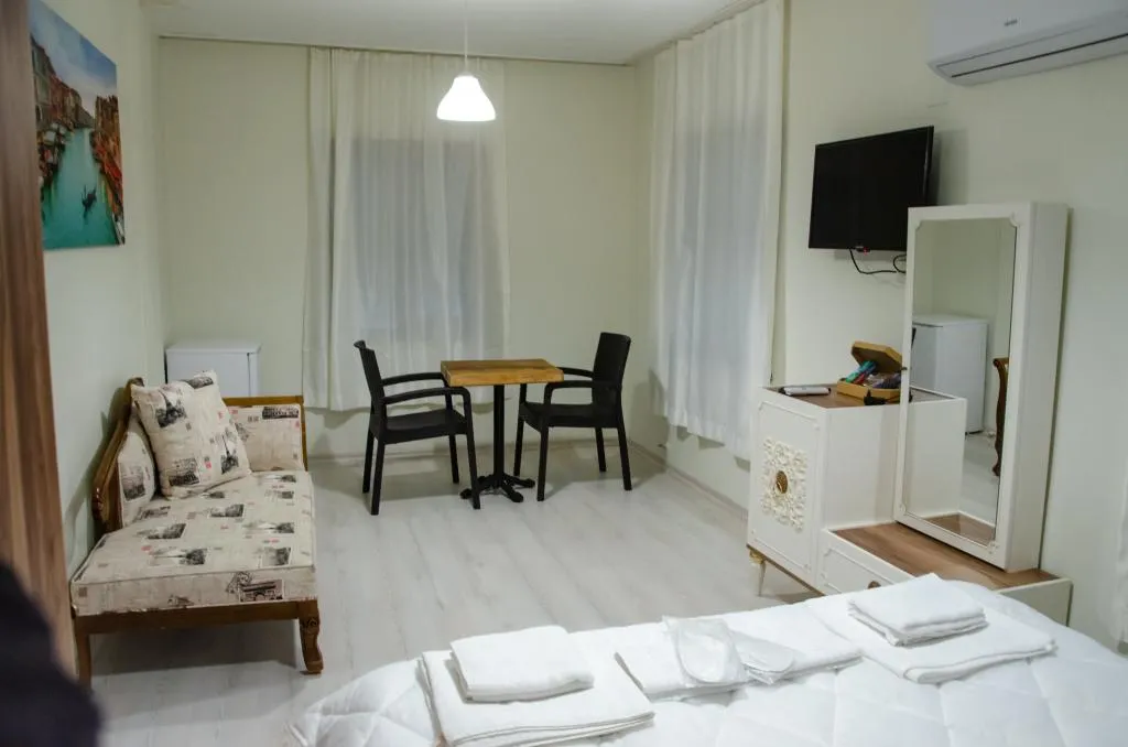 Suite,Şehir Manzaralı,Balkonlu