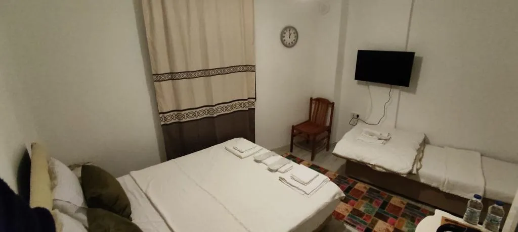 Twin,Sokak Manzaralı,Balkonsuz