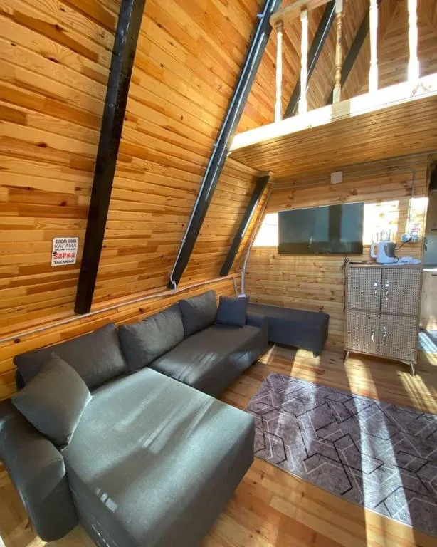 Bungalow,Havuz Manzaralı,Isıtmalı Özel Havuzlu