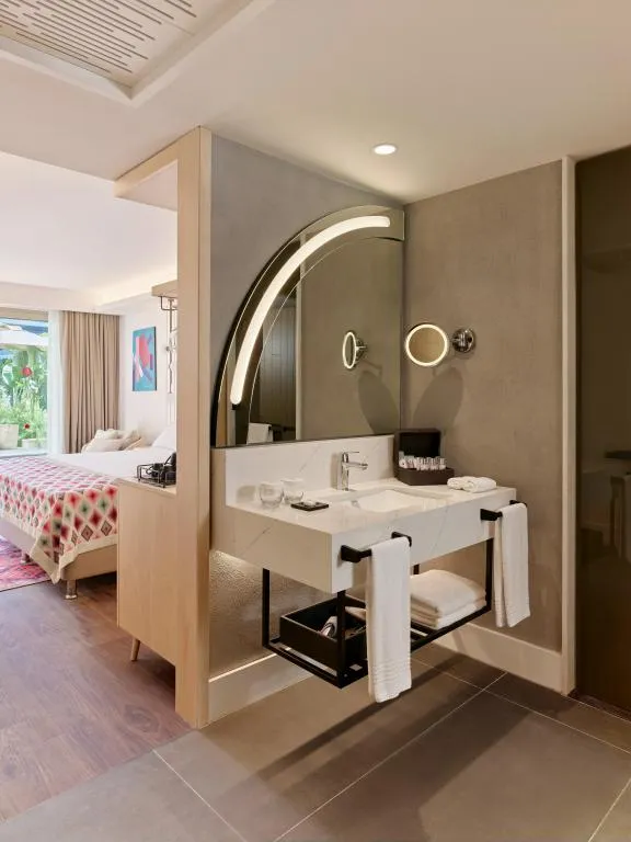 Deluxe Swim Up Room,Havuz ve Bahçe Manzaralı,Havuz Bağlantılı