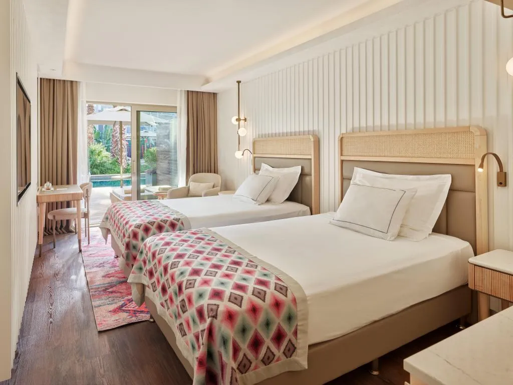Deluxe Swim Up Room,Havuz Manzaralı,Havuz Bağlantılı