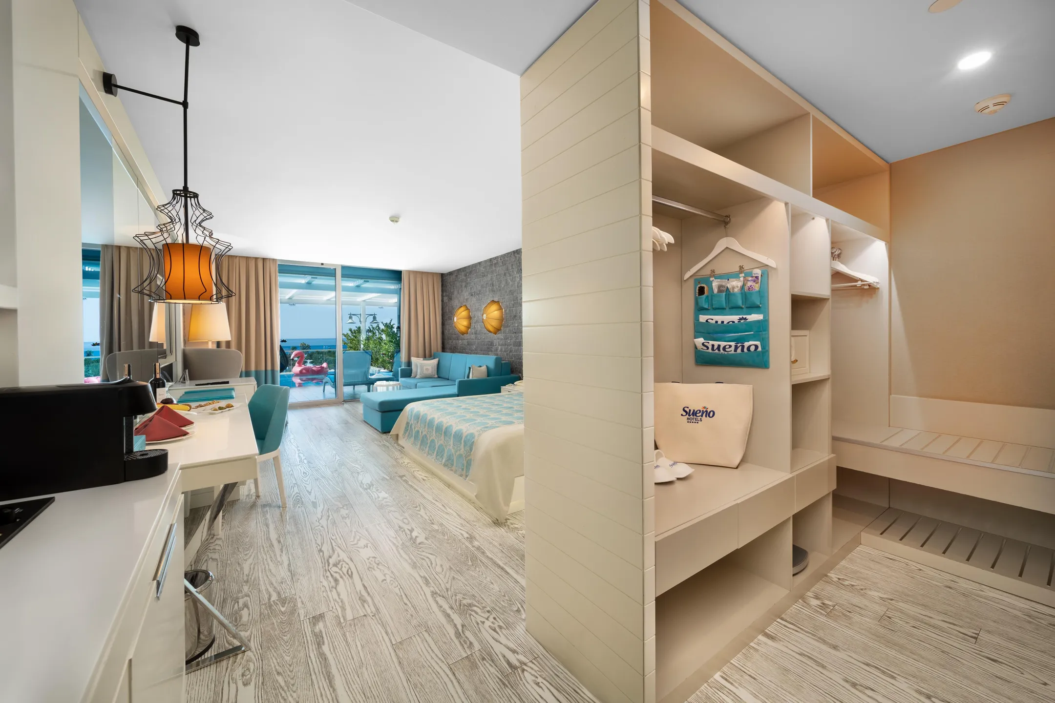 Infınıty Deniz Manzaralı Swim Up Oda