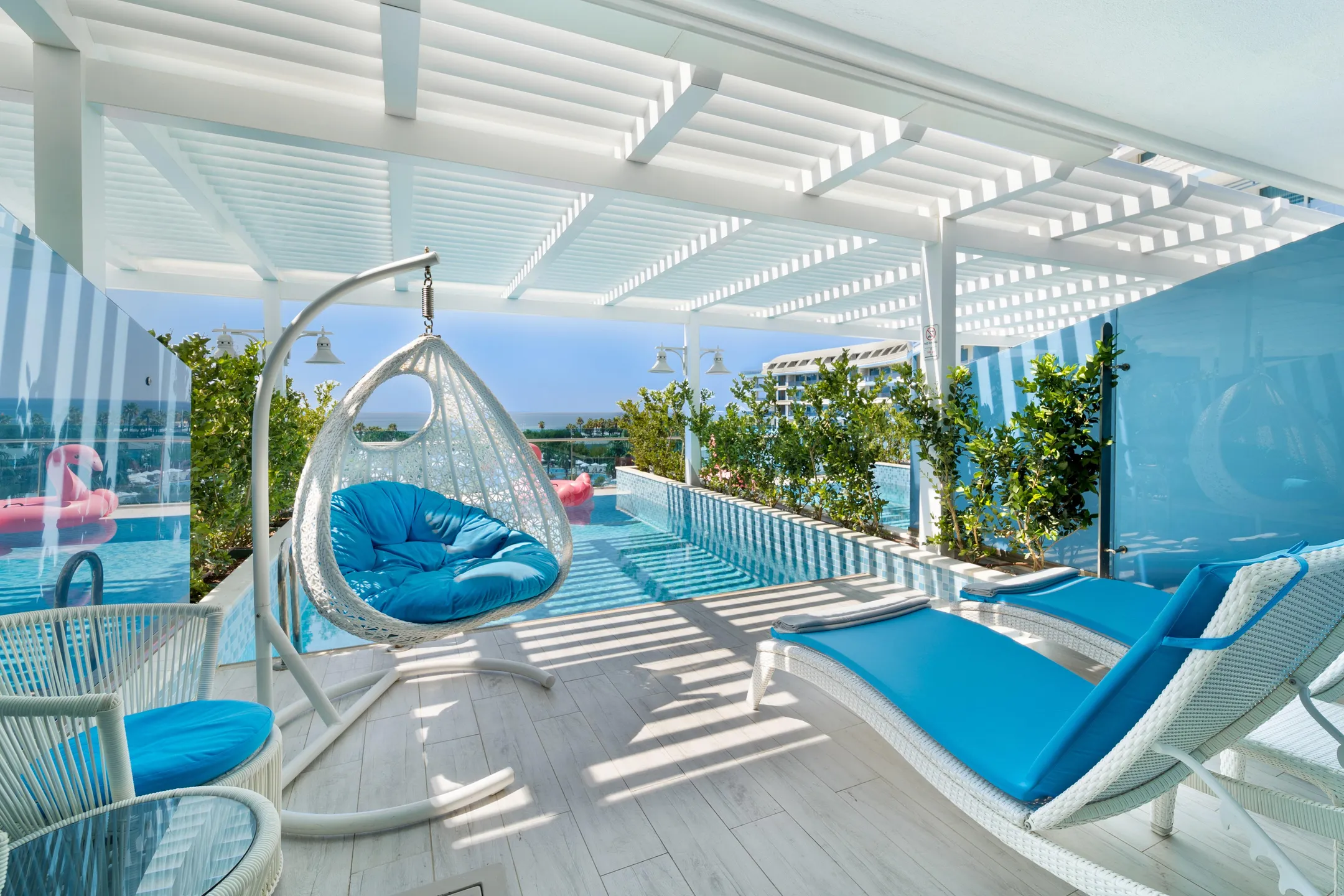 Infınıty Deniz Manzaralı Swim Up Oda