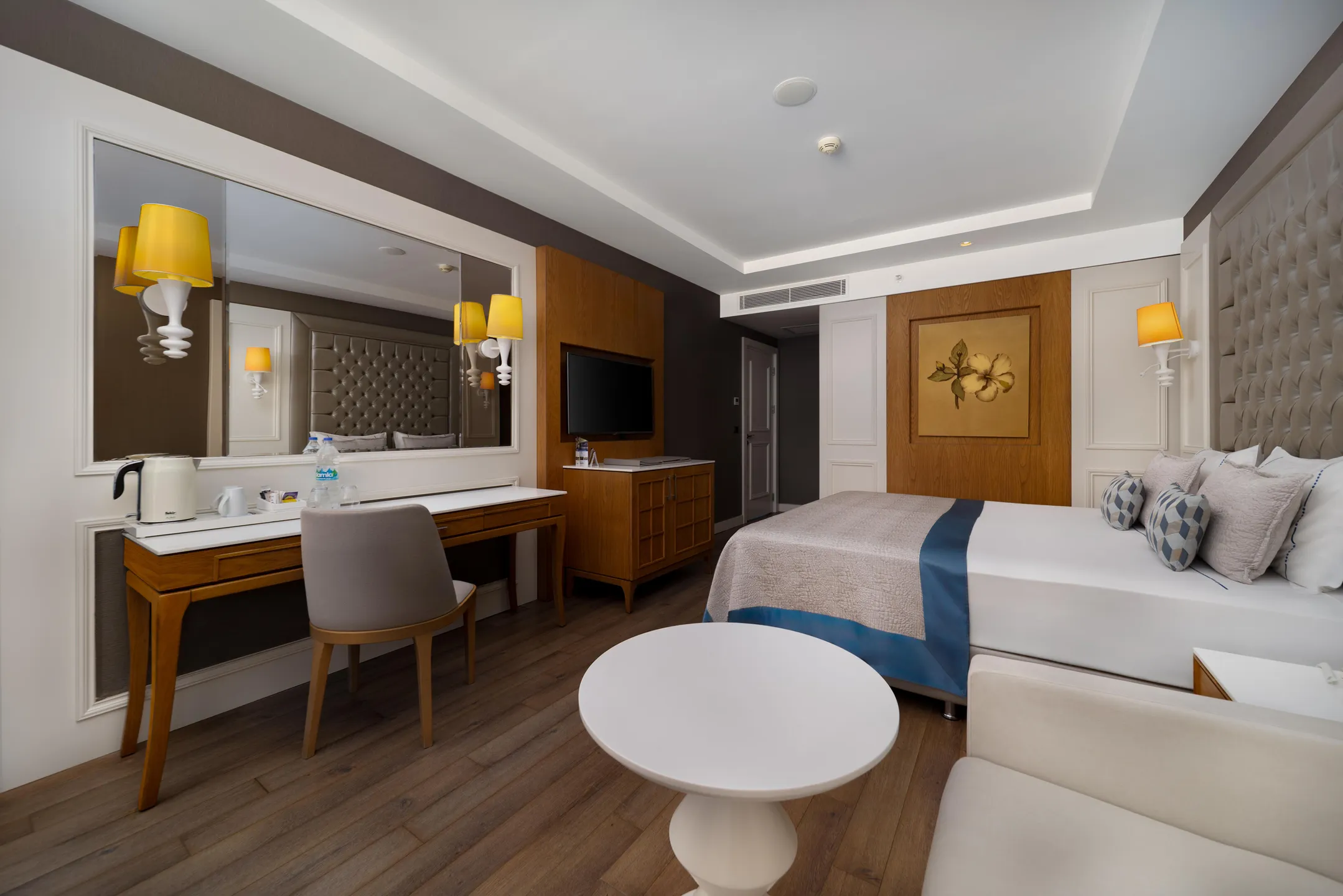 Superior Suite Deniz Manzaralı ve Jacuzzi Oda