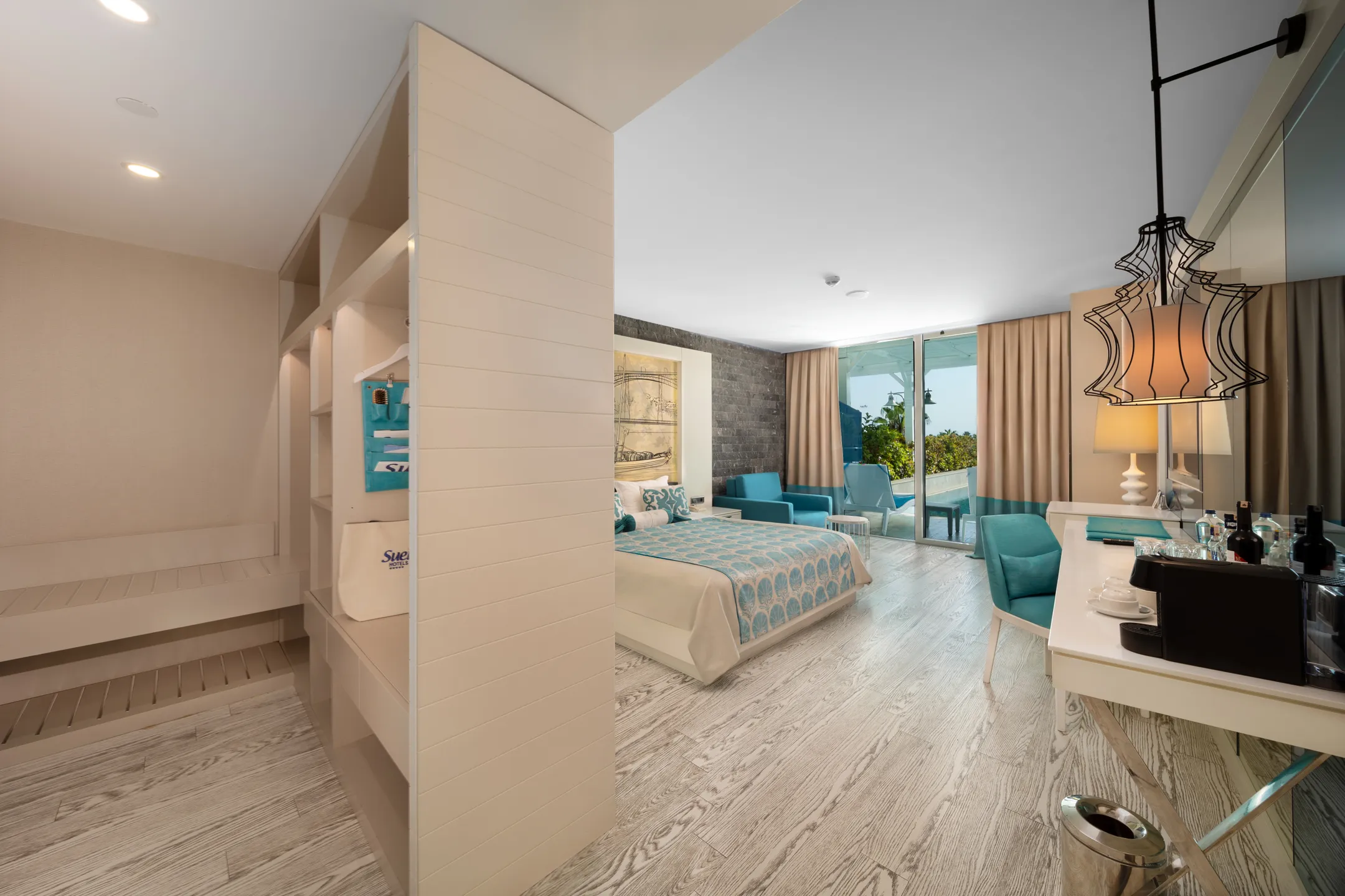 Deluxe Sueno Suite Deniz Manzaralı Swim Up Oda