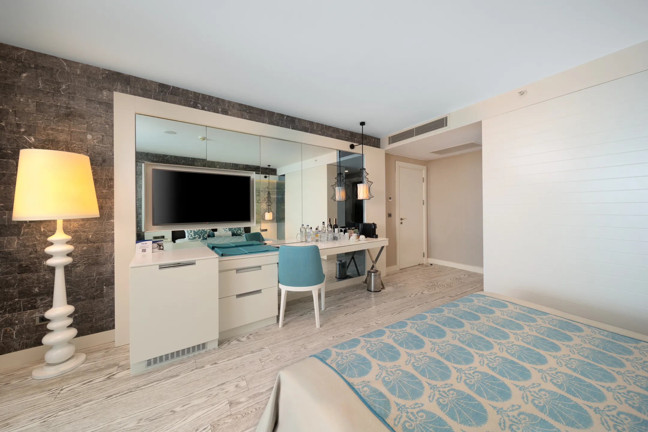 Deluxe Sueno Suite Deniz Manzaralı Swim Up Oda
