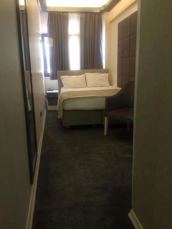 Ekonomik Aile Odası,Şehir Manzaralı