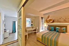 TUI BLUE Tropical