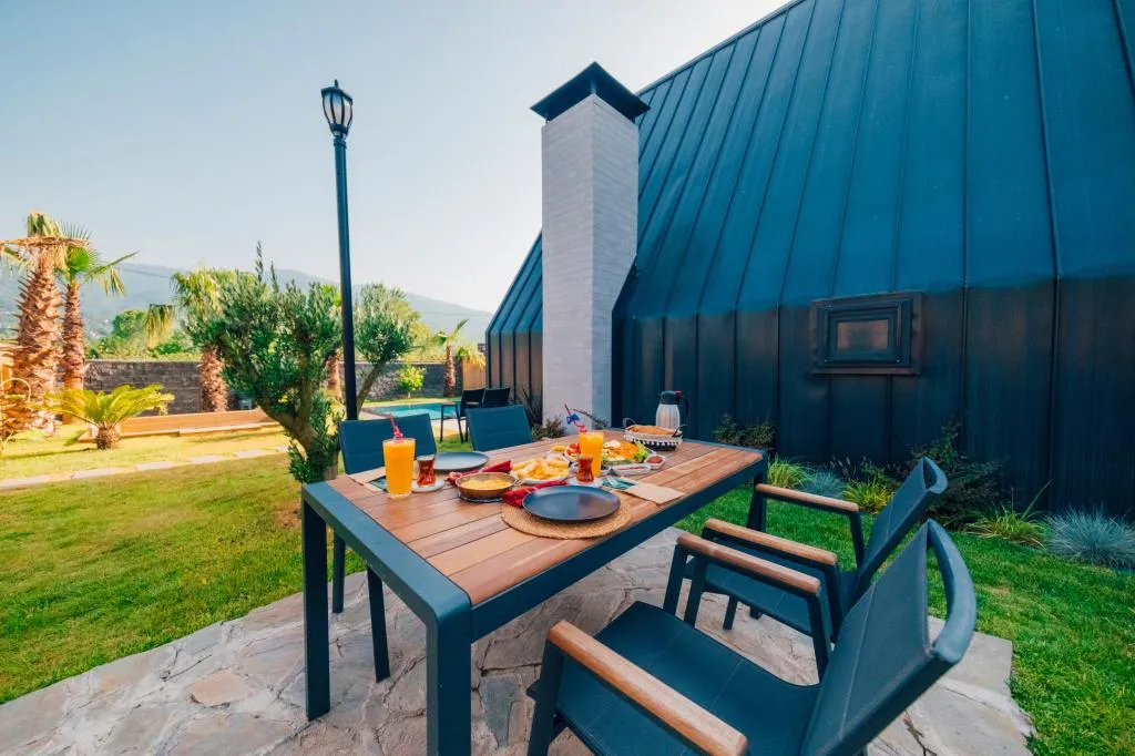 Superior Suite,Dağ Manzaralı,Havuzlu