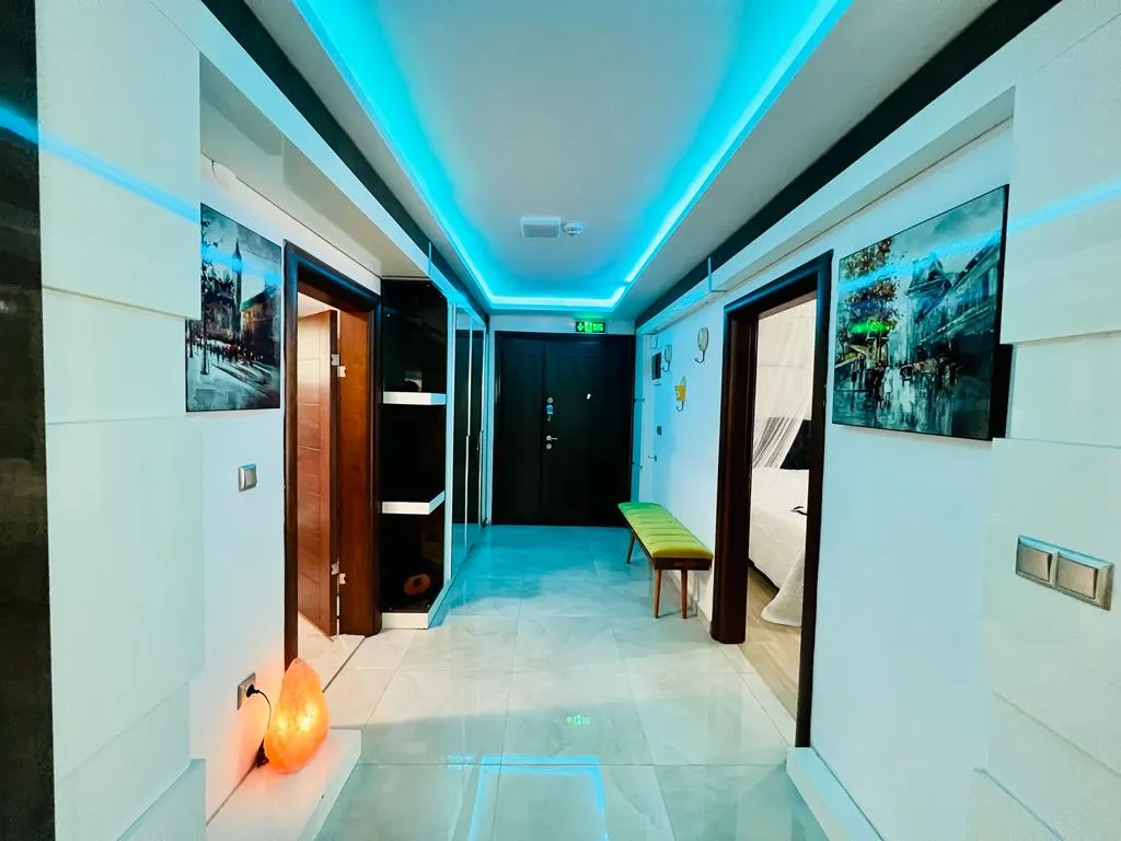 Suite,Deniz ve Bahçe Manzaralı,Fransız Balkonlu