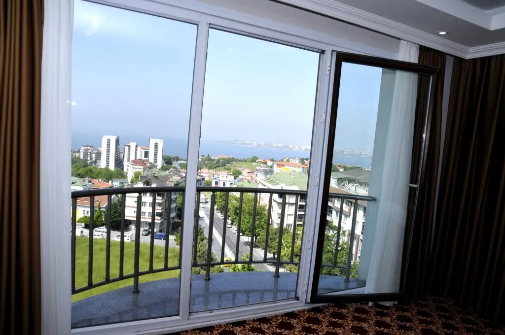 3 Kişilik Oda,Deniz veya Orman Manzaralı