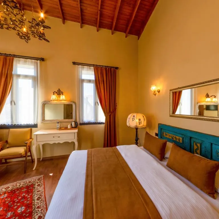Premium Room,Sokak Manzaralı,1. Kat