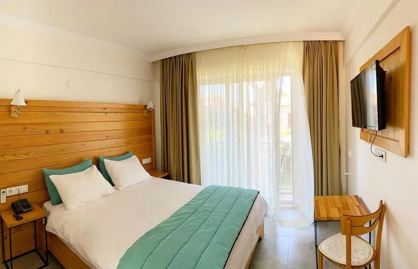 Standart Oda,Bahçe Manzaralı,Balkonlu