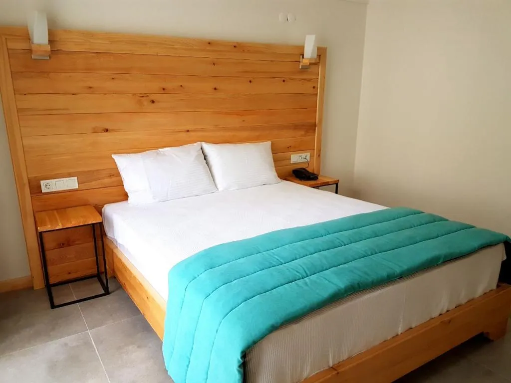 Standart Oda,Bahçe Manzaralı,Balkonlu
