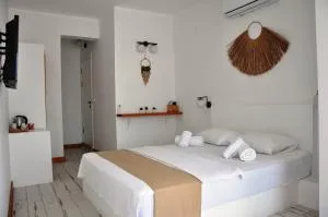 Masmavi OtelCunda