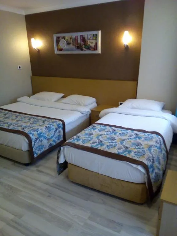 Triple,Manzarasız