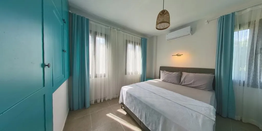 1+1 Aile Odası,Havuz Manzaralı,Teraslı