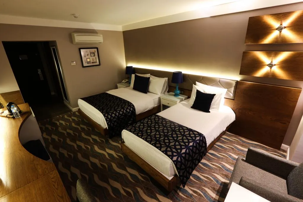 Standart Oda,Şehir Manzaralı