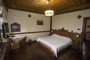 Zümrüd-ü Anka Otel