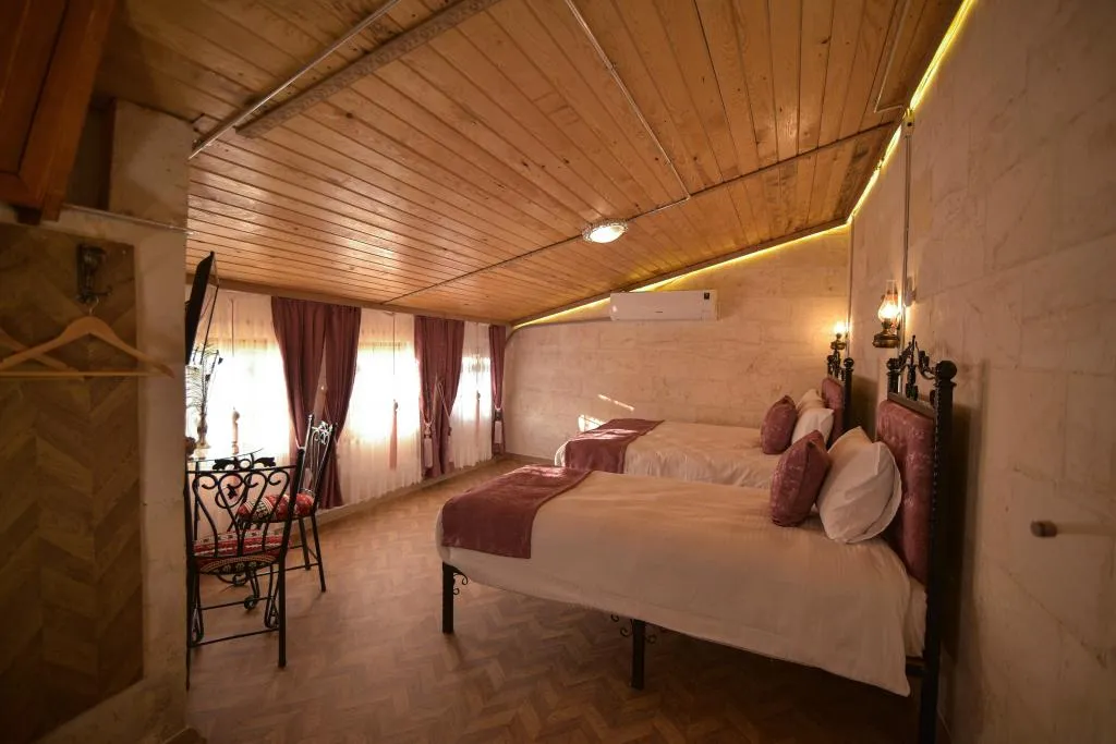 Çift Kişilik,Avlu Manzaralı,1. Kat