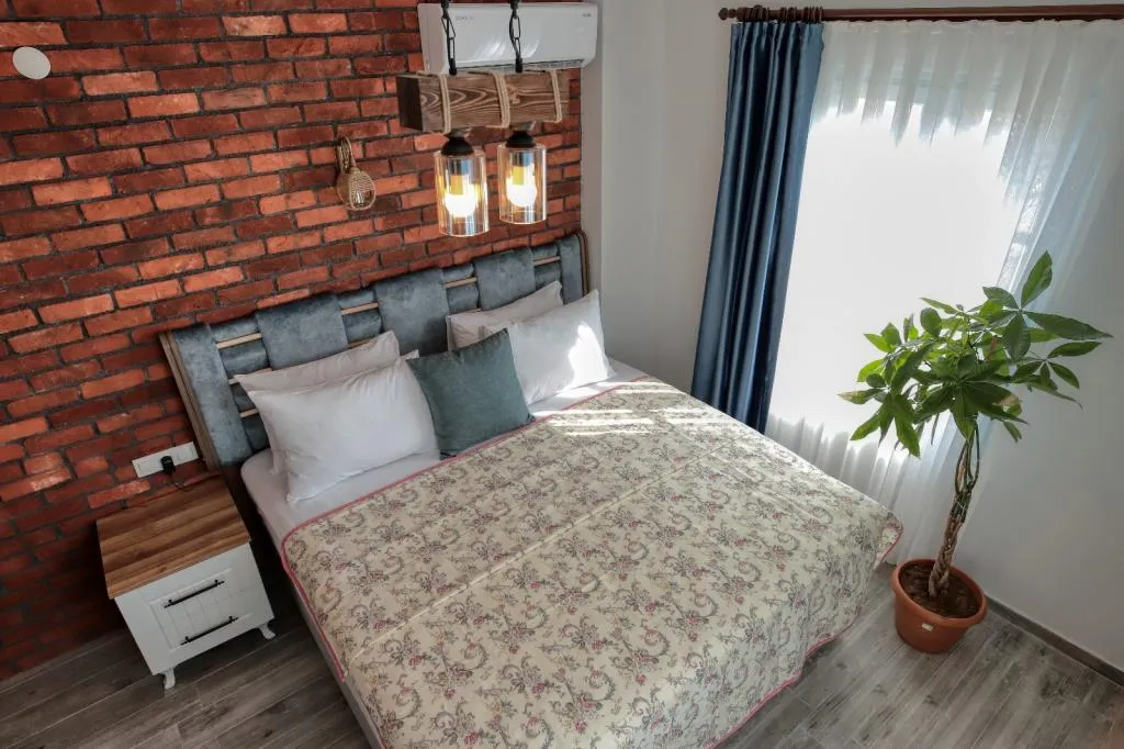 Standart Oda,Manzarasız,Balkonlu