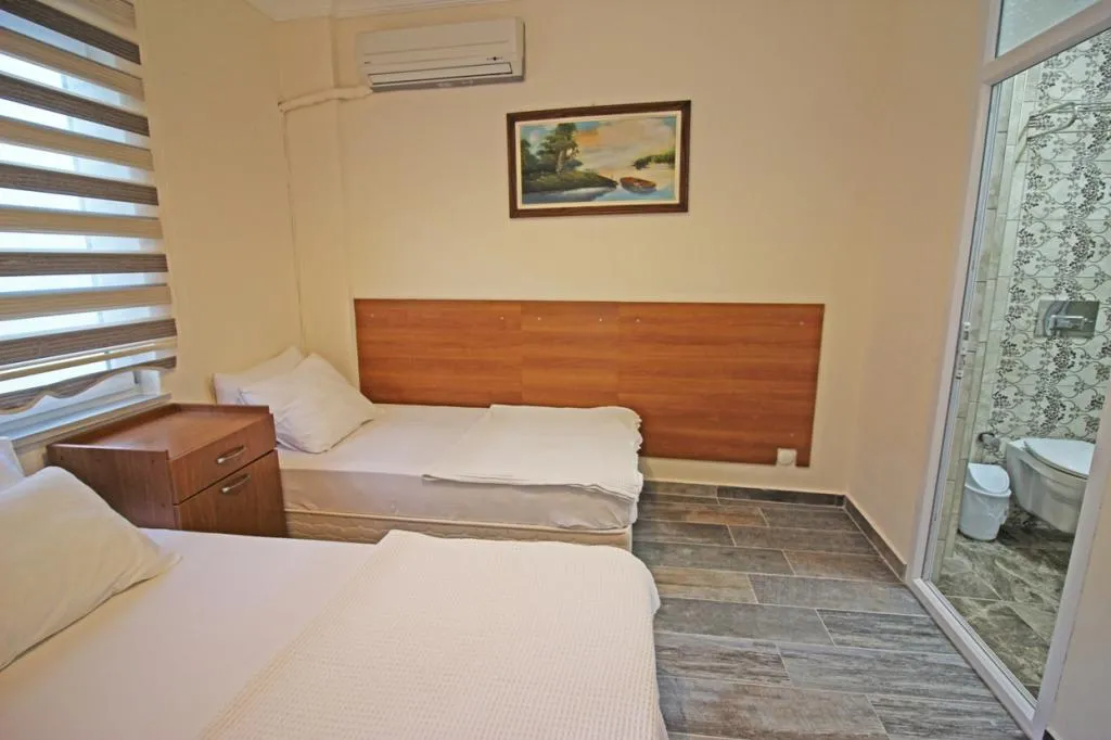 Standart Twin İki Tek Yataklı Oda