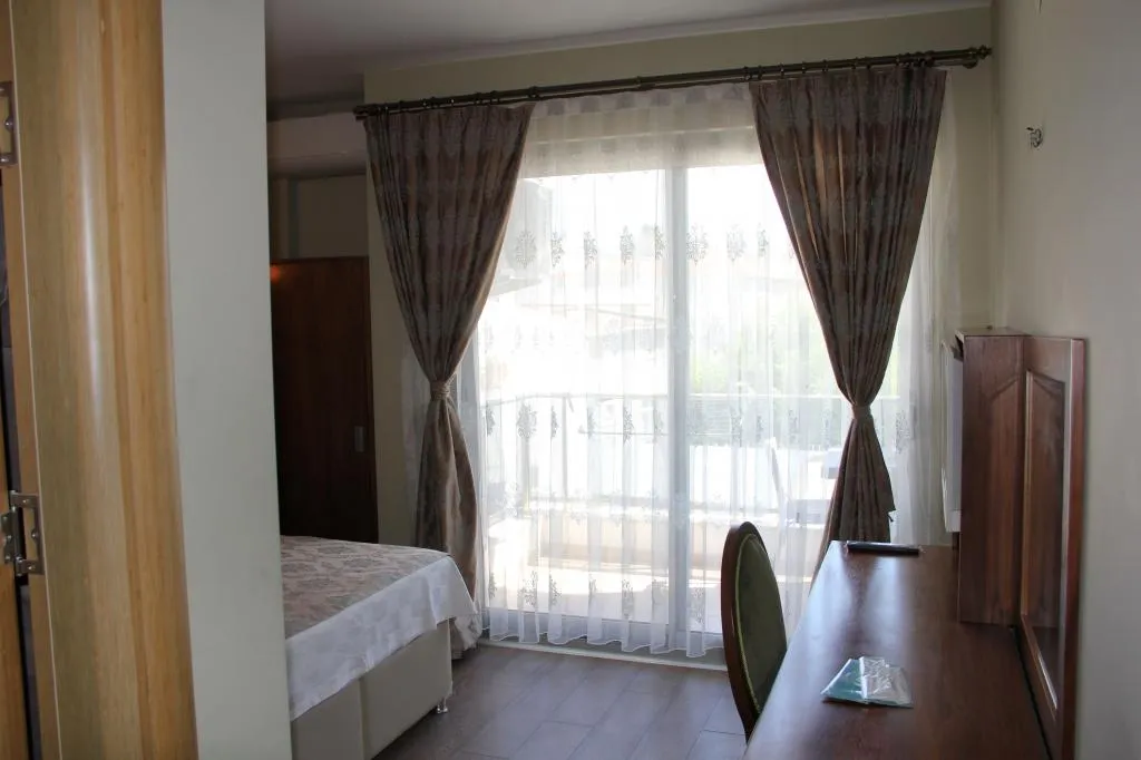 Deluxe 2 kişilik, balkonlu Oda