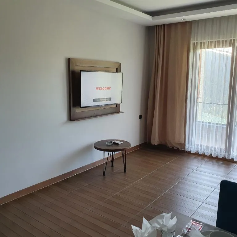 Suite,Orman Manzaralı,Jakuzili