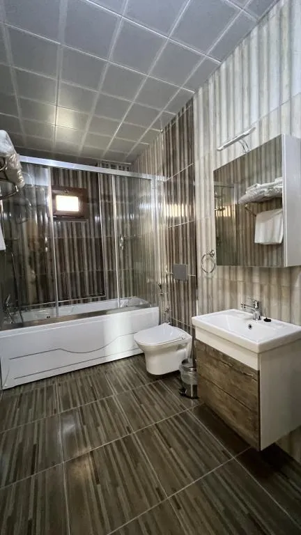 Suite,Orman Manzaralı,Jakuzili