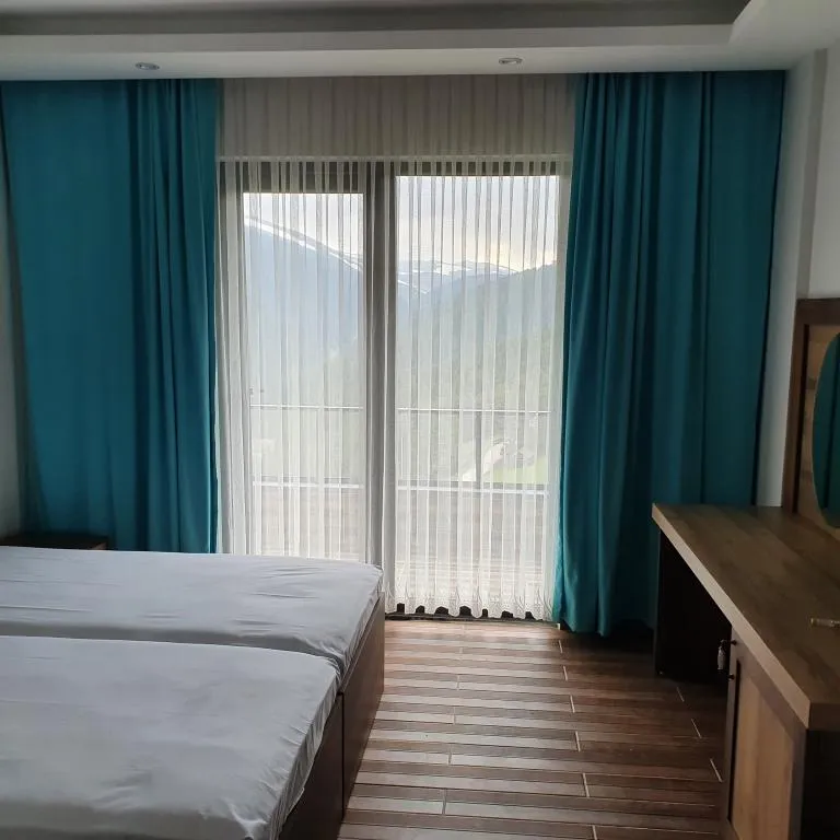 Deluxe Room,Orman Manzaralı,Balkonlu