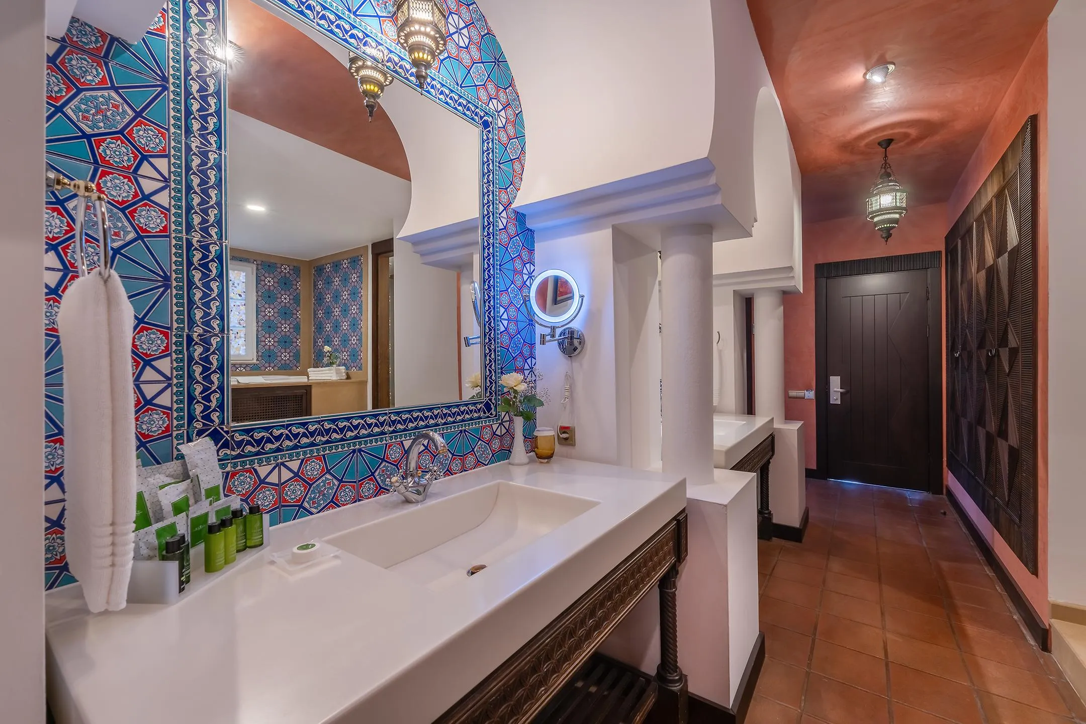 Orient Suite With Jakuzzi
