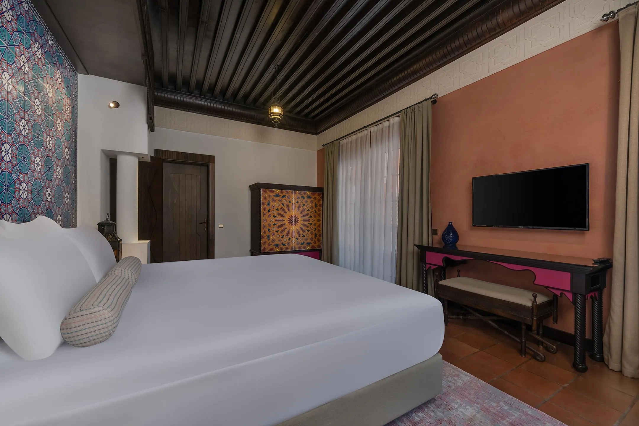 Orient Suite With Jakuzzi