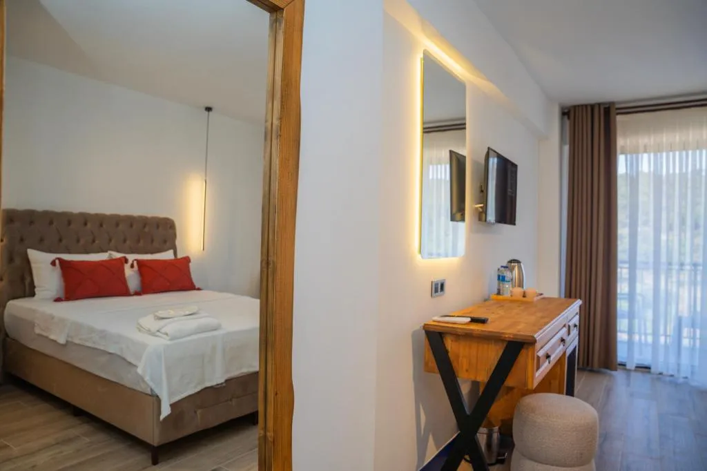 Deluxe Çift Kişilik Oda,Doğa Manzaralı,Balkonlu