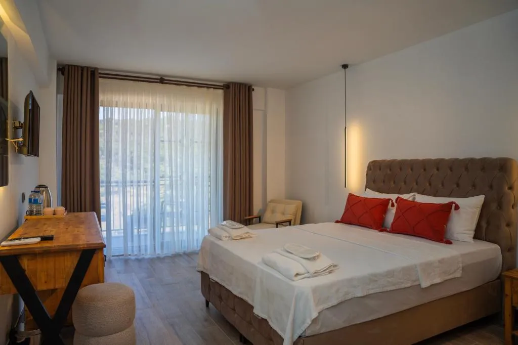 Deluxe Çift Kişilik Oda,Doğa Manzaralı,Balkonlu