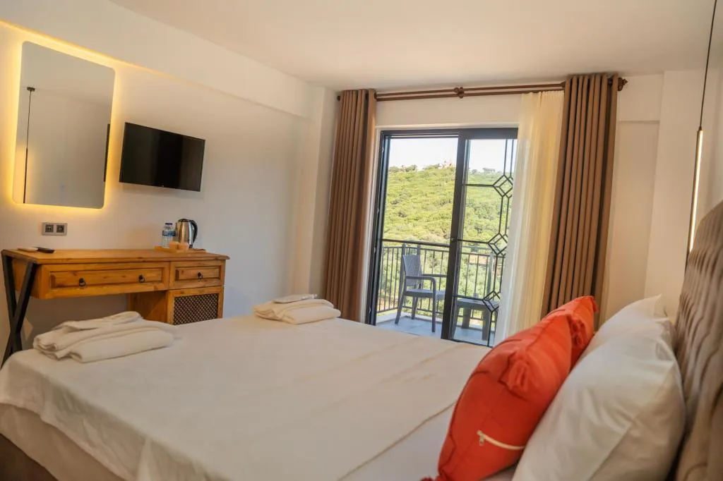 Deluxe Çift Kişilik Oda,Doğa Manzaralı,Balkonlu