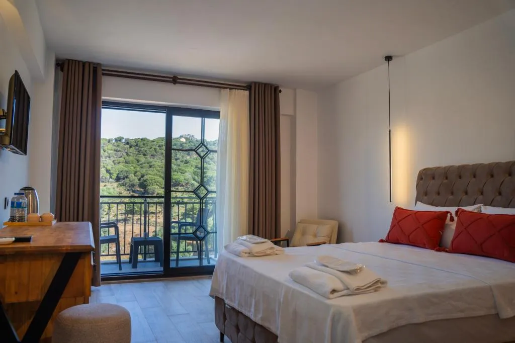 Deluxe Çift Kişilik Oda,Doğa Manzaralı,Balkonlu