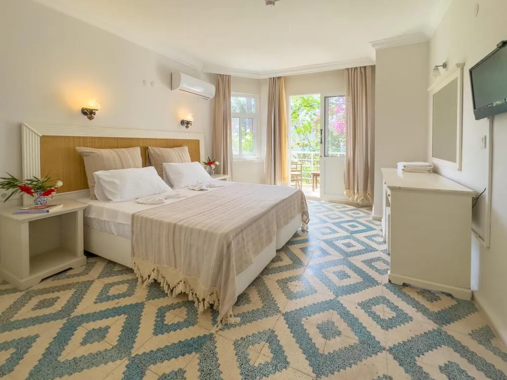 Standart Oda,Kısmi Deniz Manzaralı,Balkonlu