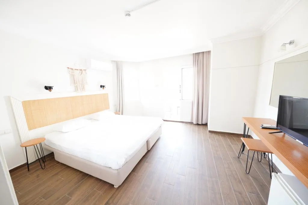Standart Oda,Deniz Manzaralı,Balkonlu