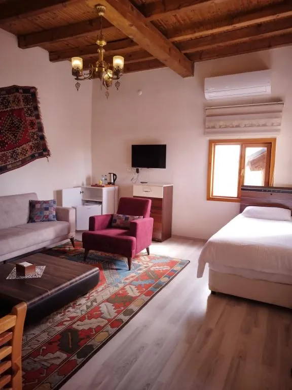 Jakuzili ve Teraslı Oda,Bahçe Manzaralı,Teraslı