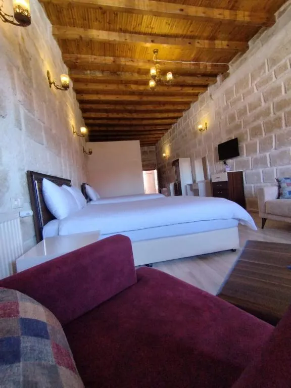 Deluxe Aile Suiti,Nehir Manzaralı,Balkonlu