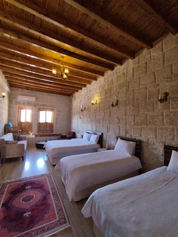 Deluxe Aile Suiti,Nehir Manzaralı,Balkonlu