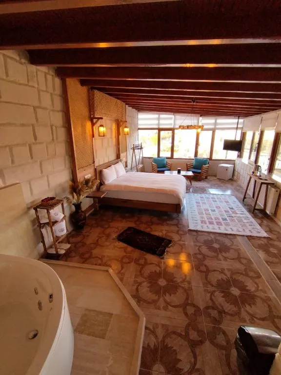 Türk Hamamlı Suite,Dağ Manzaralı,Jakuzili ve Verandalı