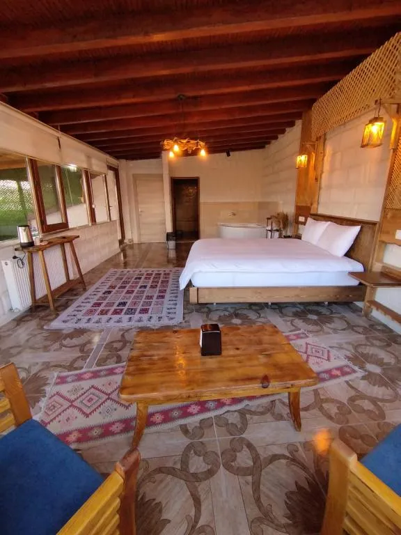 Türk Hamamlı Suite,Dağ Manzaralı,Jakuzili ve Verandalı