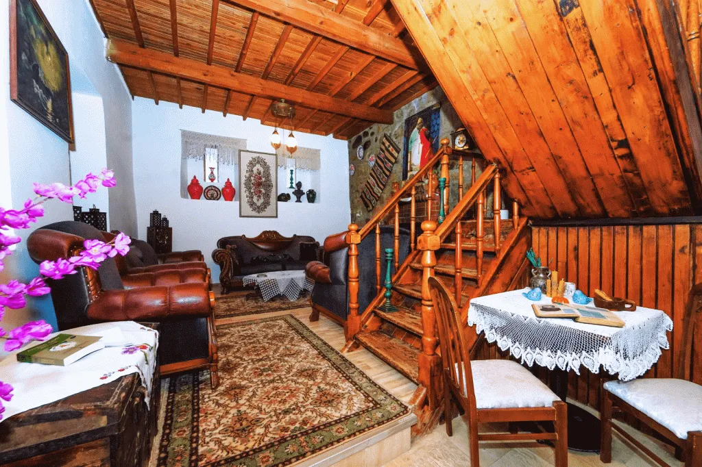 Şömineli Dubleks Oda,Dağ Manzaralı,Şömineli ve Balkonlu
